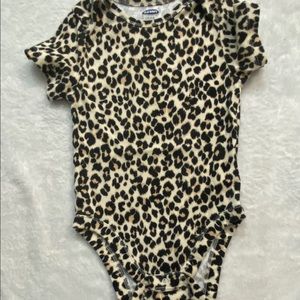 ‼️6 For $20‼️Old Navy Leopard bodysuit